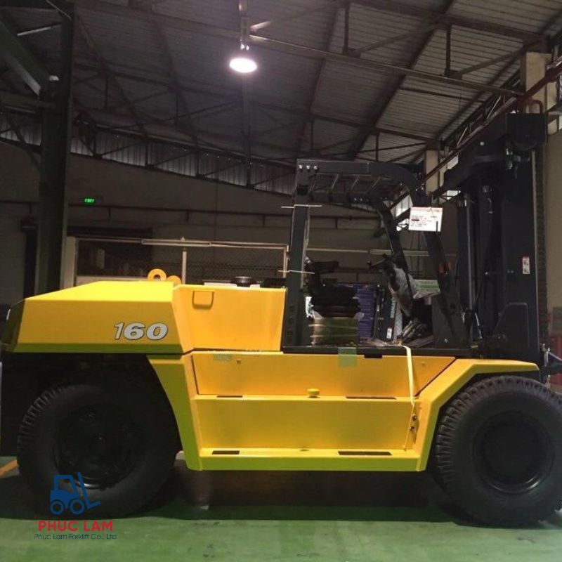 xe nang dau komatsu 10-16 tan