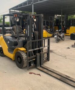 Xe nâng dầu diesel Komatsu Nhật 2.5 tấn FD25HT-16