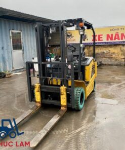 xe-nang-dien-komatsu-2.5-tan