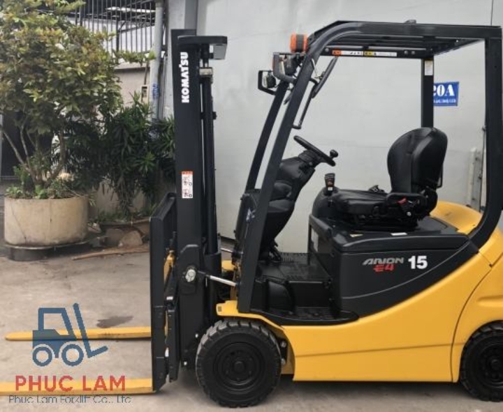 Xe nâng điện Komatsu 1.5 tấn model FB15M-12