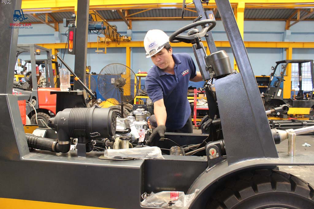 Các công đoạn bảo dưỡng xe nâng đúng cách