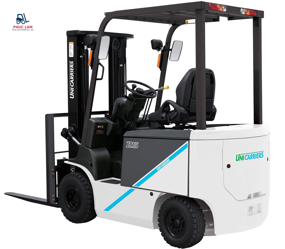 Lời khuyên khi lái xe nâng hàng 2.5 tấn