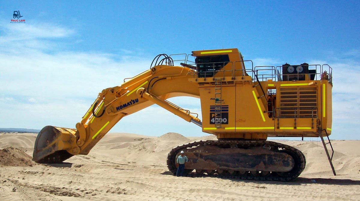 Máy xúc Komatsu PC4000