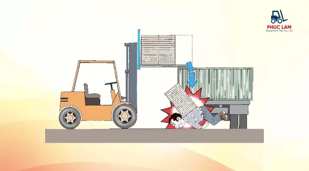 Những nguy hiểm có thể xảy ra khi lái xe nâng sai nguyên tắc