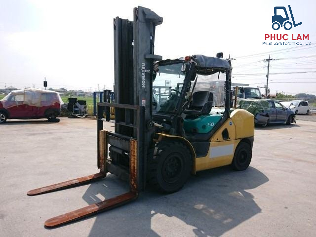 Xe nâng dầu Komatsu 5.0 tấn model FD50AT-10 cũ