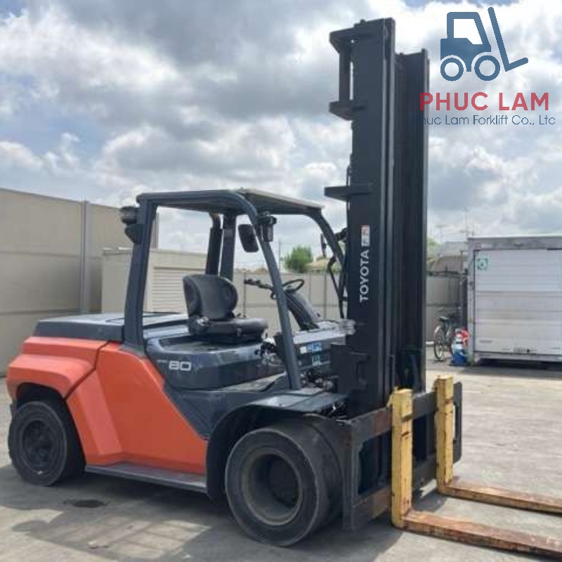 Xe nâng dầu Toyota 8.0 tấn model 8FD80 cũ