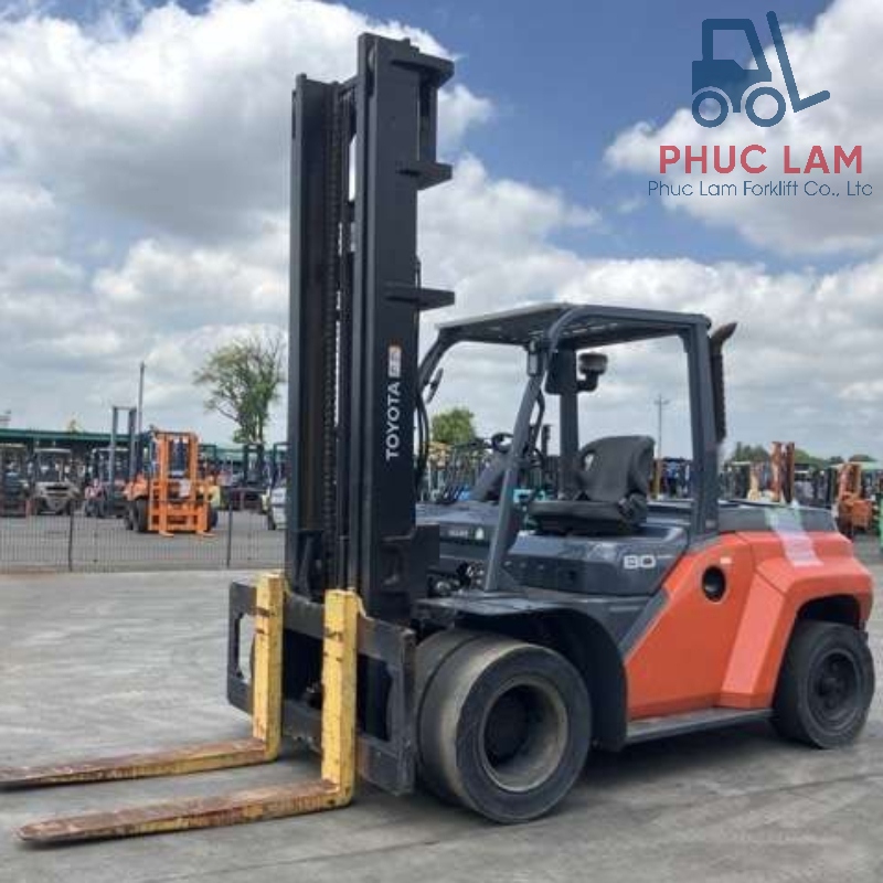 Xe nâng dầu Toyota 8.0 tấn model 8FD80 cũ