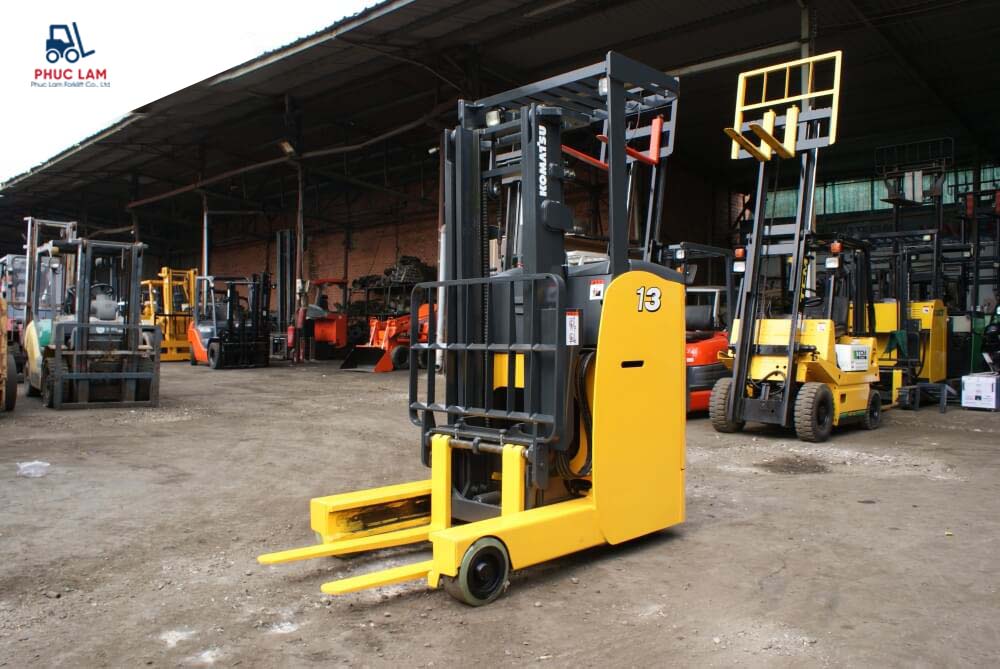 Xe nâng điện Komatsu FB13RS-12