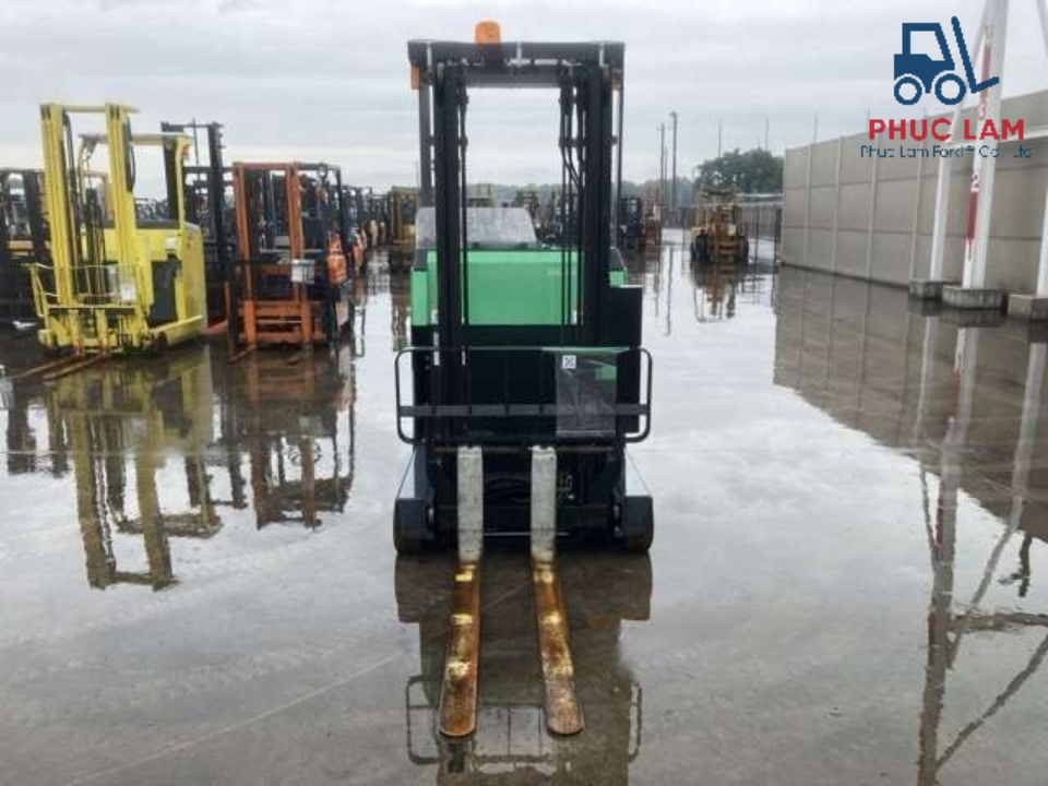 Xe nâng điện đứng lái Toyota 1.5 tấn model 8FBR15 cũ