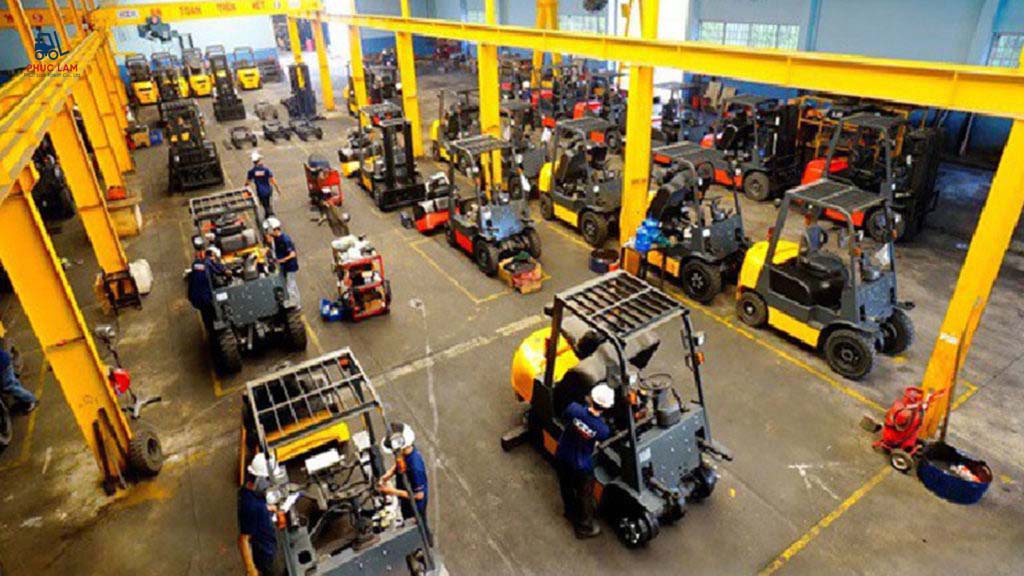 Xem xét lịch sử sửa chữa và bảo dưỡng nếu mua xe cũ