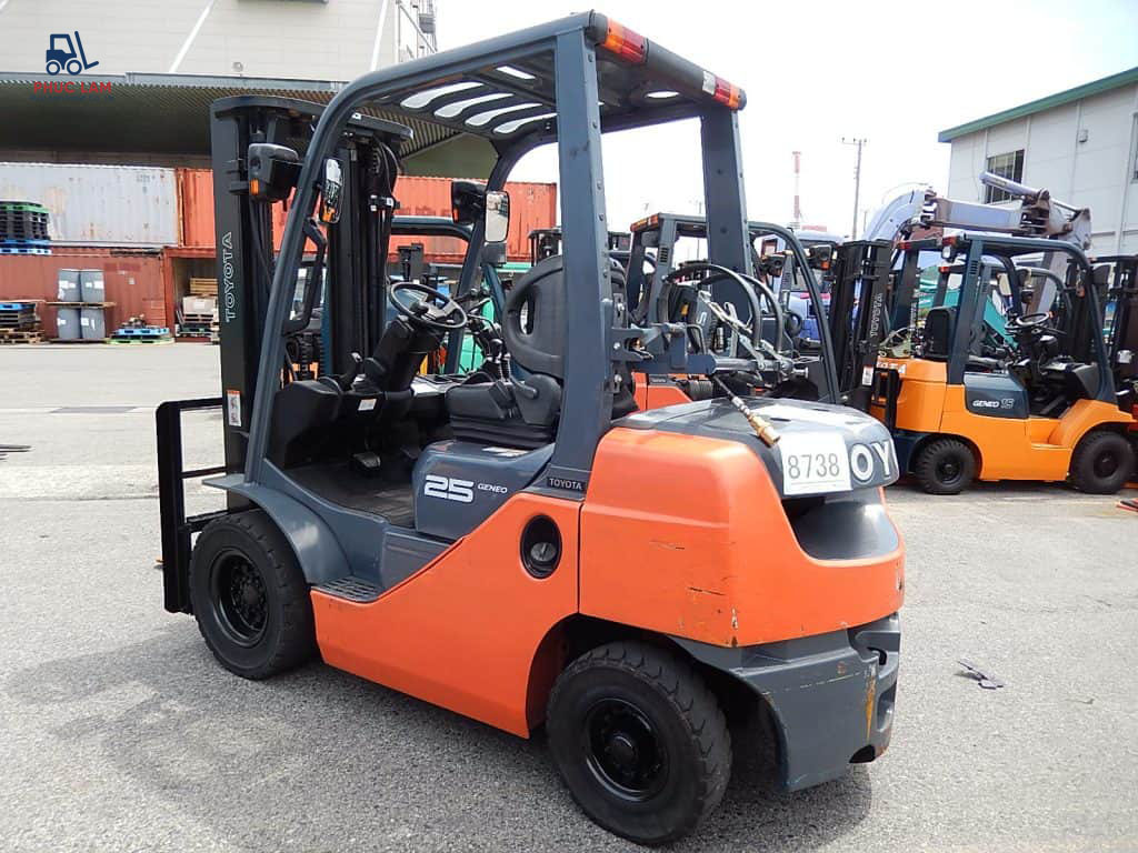 Những lưu ý khi chọn mua xe nâng cũ