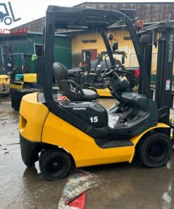 Xe nâng dầu Komatsu 1.5 tấn model FD15T-21 cũ