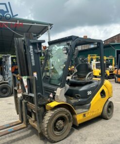 Xe nâng dầu Komatsu 2.0 tấn model FD20T-17