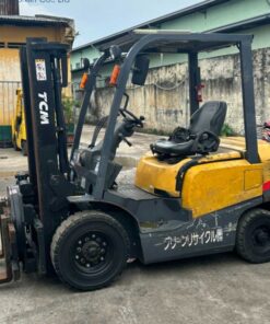 Xe nâng dầu TCM 2.0 tấn model FD20T13 cũ