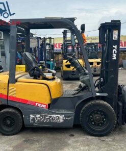 Xe nâng dầu TCM 2.0 tấn model FD20T13 cũ