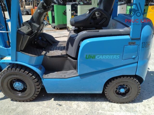 Xe nâng dầu Unicarriers 1.5 tấn model FD15T14 cũ 