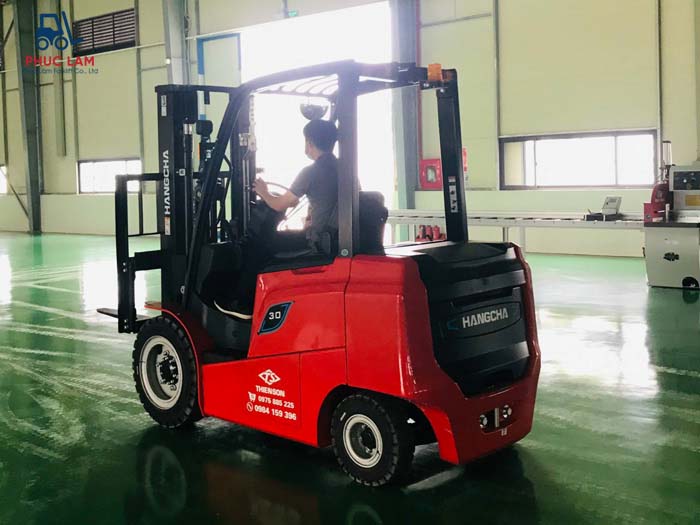 Xe nâng điện 3 tấn
