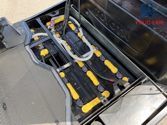 Xe nâng điện Toyota 1.5 tấn model 8FB15 cũ 