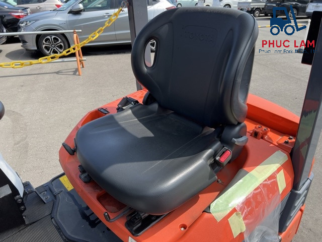 Xe nâng điện Toyota 1.5 tấn model 8FB15 cũ 