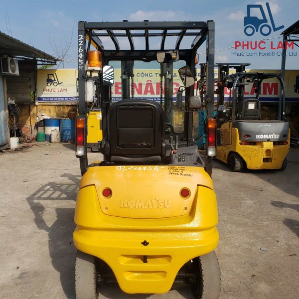 Xe nâng điện ngồi lái Komatsu 2.0 tấn model FB20AF-12 cũ