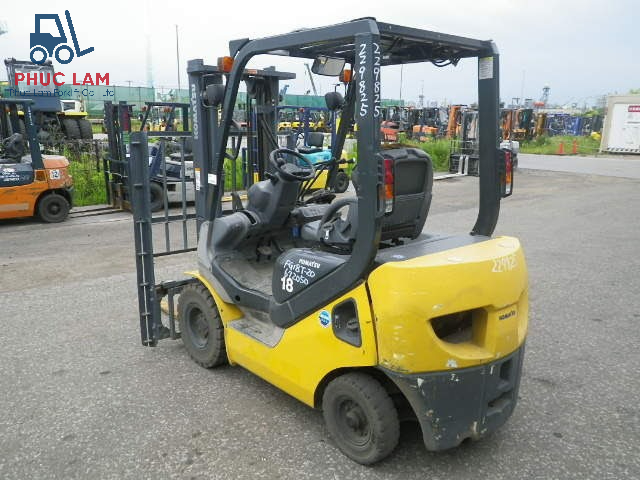 Xe nâng xăng Komatsu 1.8 tấn model FG18T-20 cũ