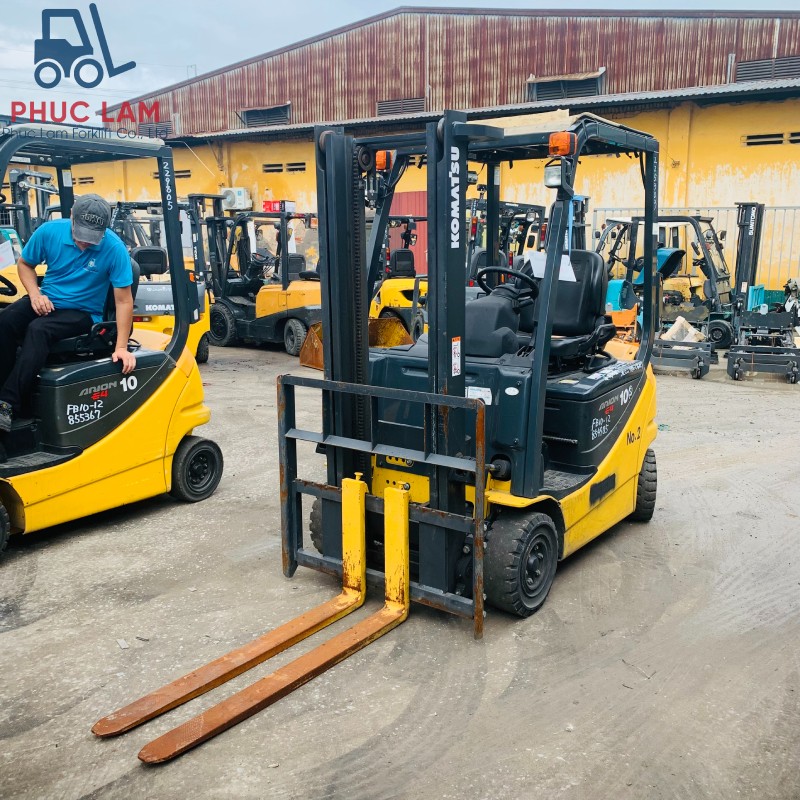 Xe nâng điện ngồi lái Komatsu 1.0 tấn model FB10-12 cũ