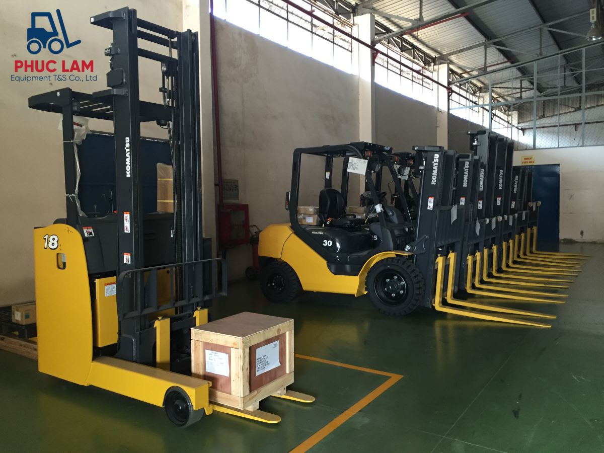 Xe nâng điện Forklift_ Komatsu
