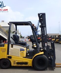 Xe nâng điện Komatsu 3.0 tấn model FE30-1 cũ