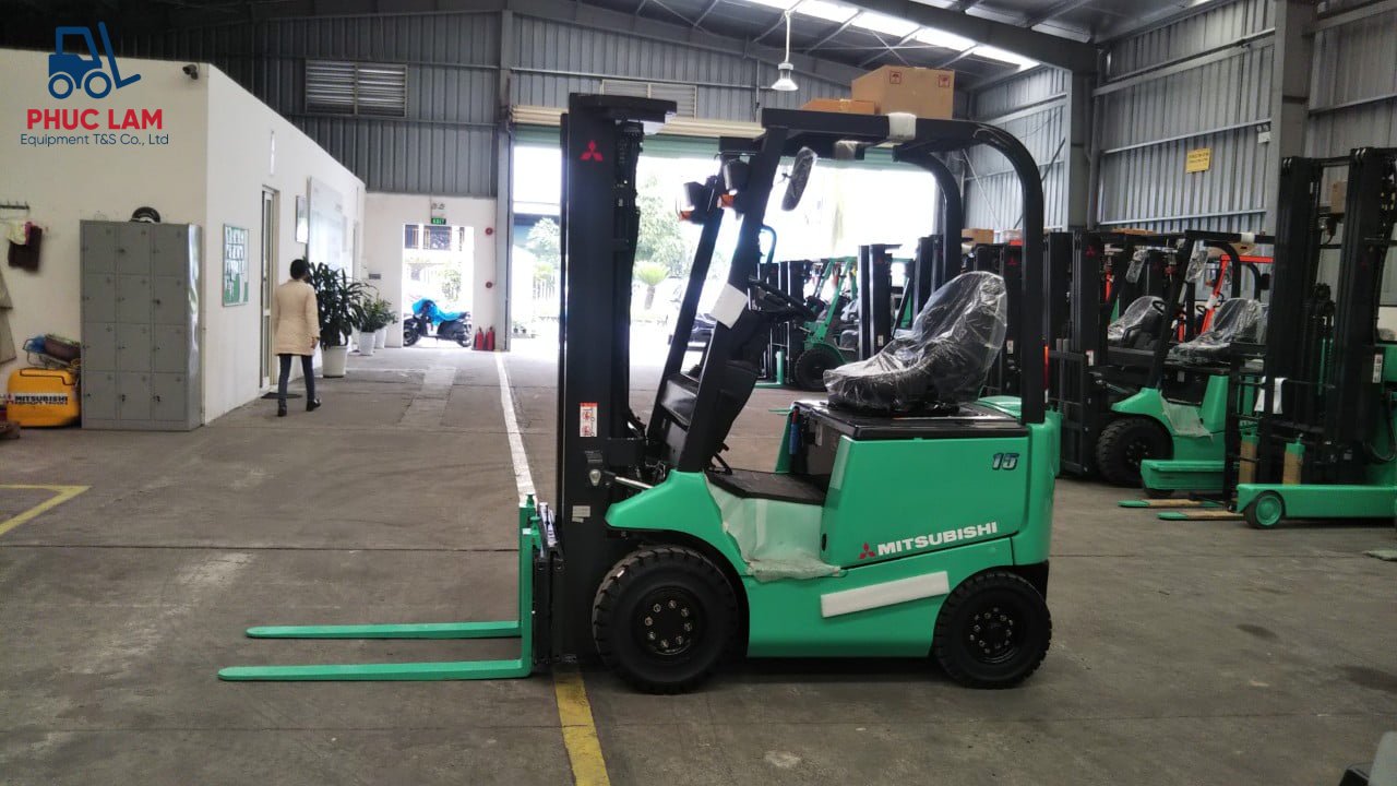 Xe nâng điện ngồi lái