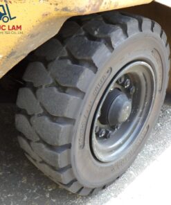 Xe nâng điện ngồi lái komatsu 2.5 tấn model FE25-1 cũ
