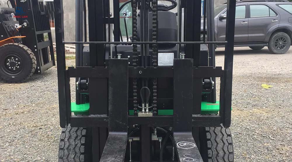 Cách bảo dưỡng xích nâng hạ xe nâng hiệu quả