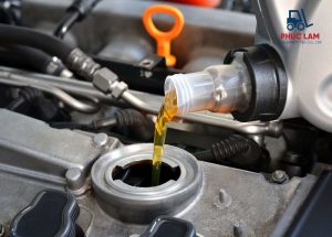 Thay nhớt xe nâng