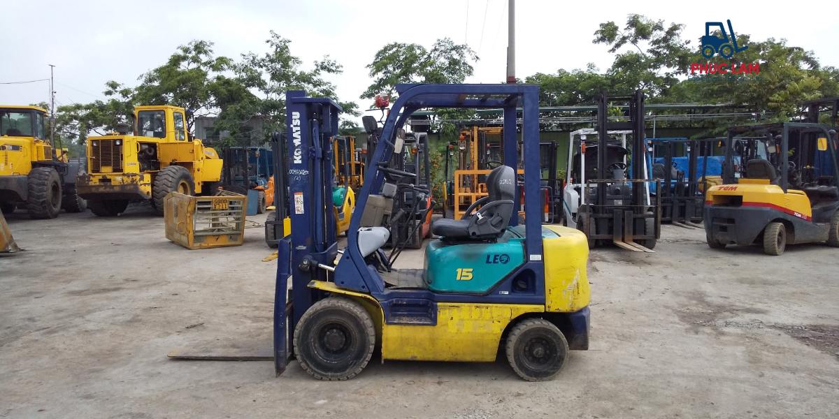 Xe nâng dầu Komatsu 1.5 tấn