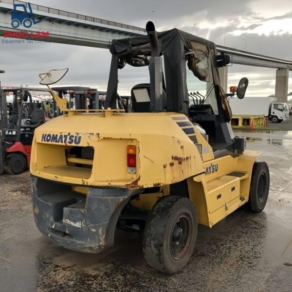 Xe nâng dầu Komatsu 8.0 tấn model FH80-2 cũ