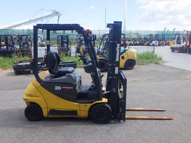 Xe nâng điện Komatsu 2.0 tấn model FB20A-12 cũ