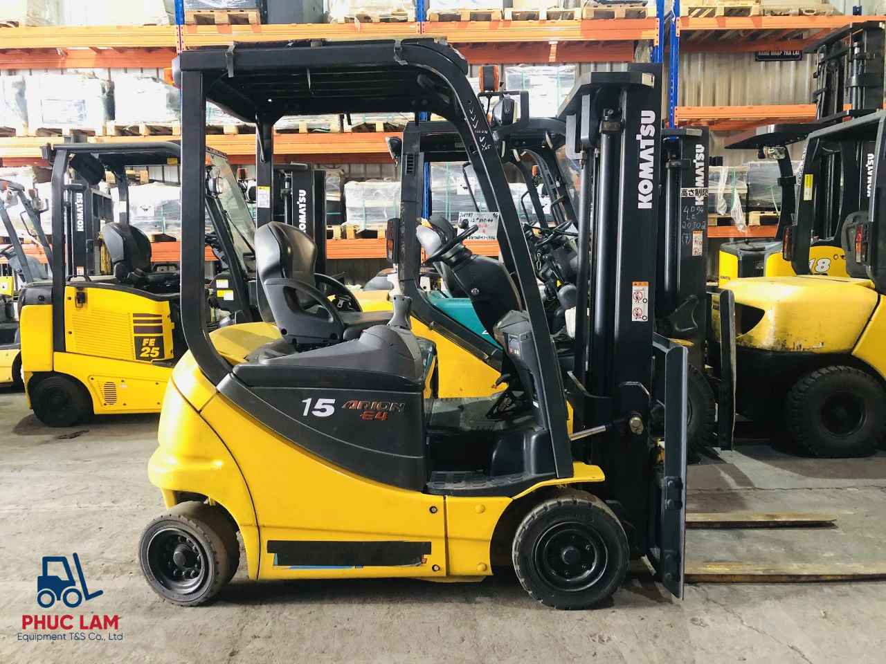 Thuê xe nâng Komatsu FB15-12