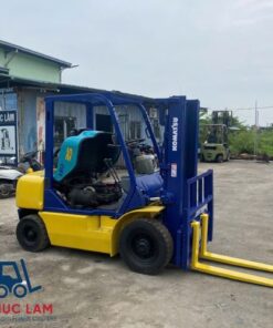 xe-nang-dau-komatsu-2.5-tan-fd25c