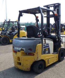 xe nâng komatsu 2,5 tấn
