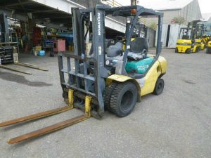 Xe nâng dầu Komatsu 3 tấn FD30C-16