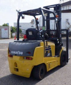 Xe Nâng Điện Komatsu FB30-12