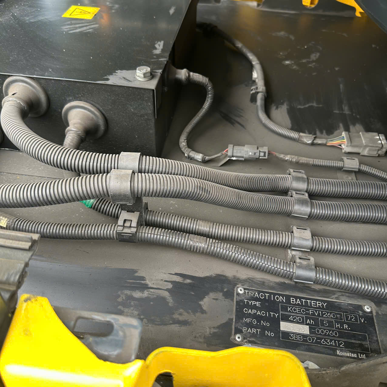 Xe nâng điện Komatsu 3 t FE30 (8)