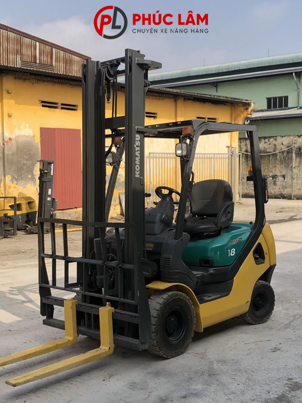 Xe nâng dầu cũ 1.8 tấn Komatsu FD18C-20