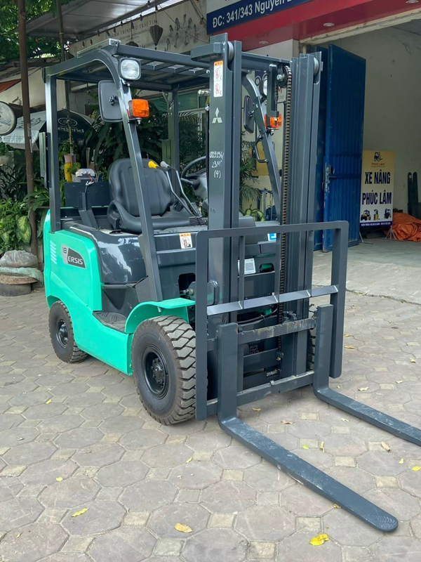 Xe nâng dầu 1.8 tấn Mitsubishi FD18T14