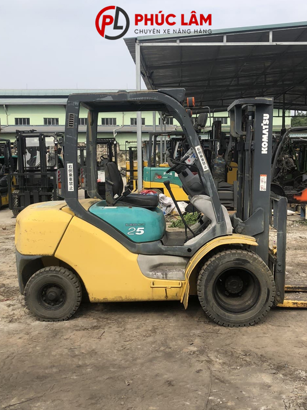 Xe nâng dầu ngồi lái 2.5 tấn Komatsu FD25C-15 - Ảnh 2