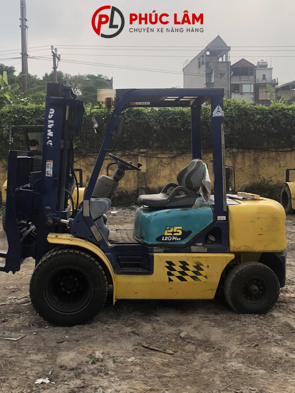 Xe nâng dầu ngồi lái 2.5 tấn Komatsu FD25T-14 - Ảnh 3