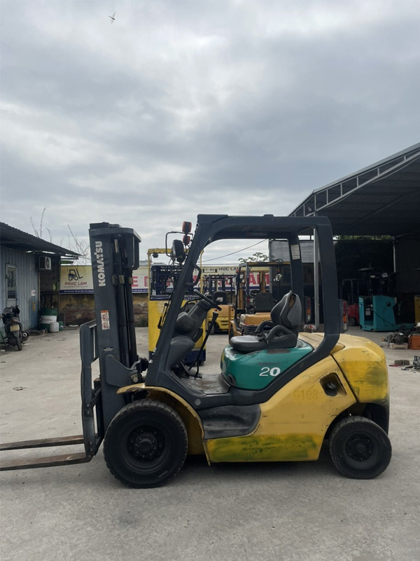 Xe nâng dầu 2 tấn Komatsu FD20C-15 - Ảnh 4