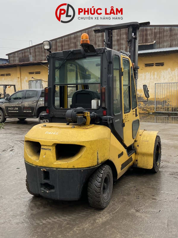 Xe nâng dầu 3 tấn Komatsu FD30HT-17 - Ảnh 5