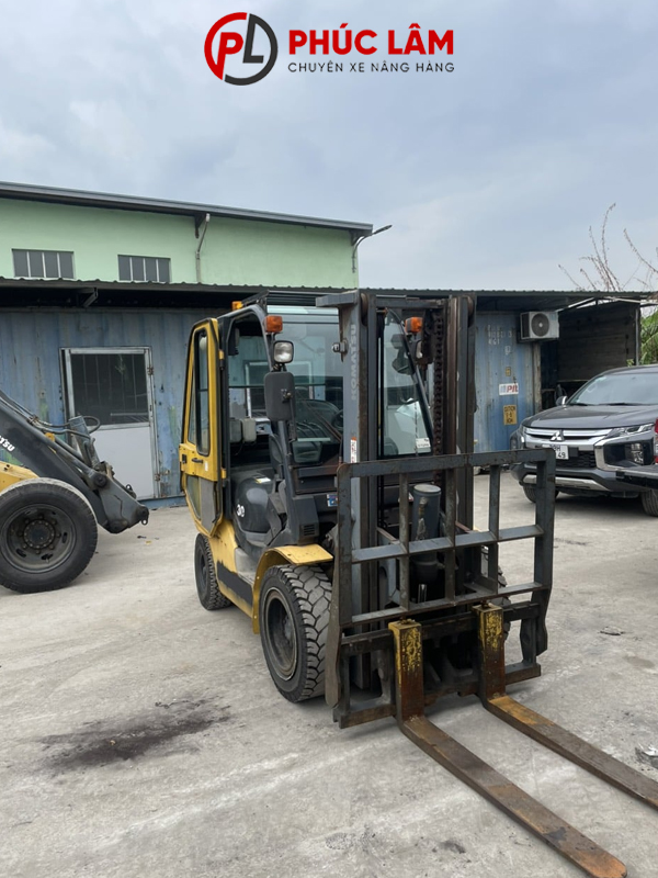 Xe nâng dầu 3 tấn Komatsu FD30T-17 - Ảnh 5