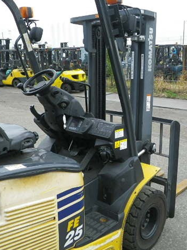 Xe nâng điện 2.5 tấn bình khô sạc nhanh Komatsu FE25-1 #301114 - Ảnh 4