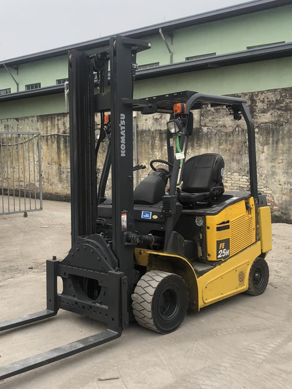 Xe nâng điện Komatsu 3 tấn bình khô sạc nhanh FE30-1 - Ảnh 6
